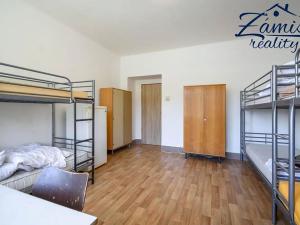 Prodej činžovního domu, Kladno, Průmyslová, 780 m2