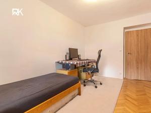 Prodej bytu 3+kk, Králův Dvůr, Pod Hájem, 66 m2