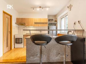 Prodej bytu 3+kk, Králův Dvůr, Pod Hájem, 66 m2