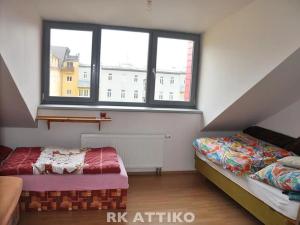 Pronájem atypického bytu, Brno, Ptašínského, 91 m2