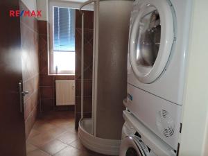 Pronájem bytu 4+1, Hostivice, Sportovců, 125 m2