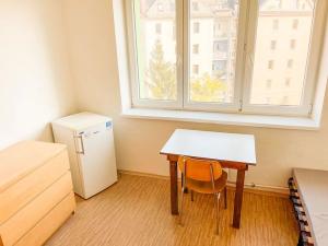 Pronájem bytu 1+kk, Brno, Zvěřinova, 16 m2