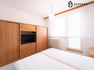 Pronájem bytu 2+1, Slavkov u Brna, Zlatá Hora, 51 m2