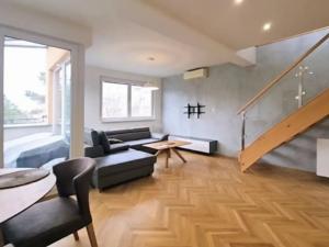 Pronájem bytu 3+kk, Praha - Kobylisy, Šimůnkova, 100 m2