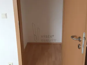 Pronájem bytu 1+kk, Most, Radniční, 28 m2