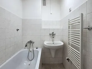 Pronájem bytu 2+1, Pardubice, náměstí Dukelských hrdinů, 58 m2
