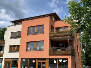 Pronájem obchodního prostoru, Dolní Břežany, 5. Května, 93 m2