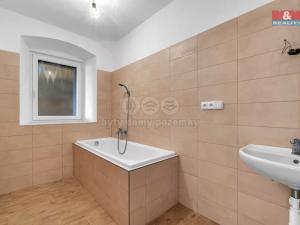 Prodej bytu 3+kk, Miletín, Komenského, 76 m2