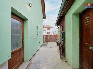 Prodej rodinného domu, Lešany, 111 m2