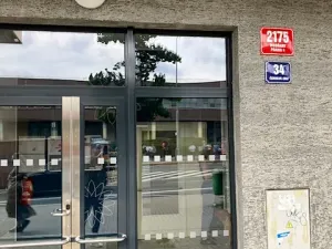 Pronájem bytu 1+kk, Praha - Modřany, Československého exilu, 35 m2
