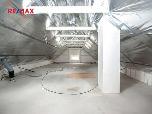 Prodej rodinného domu, Záryby, 165 m2