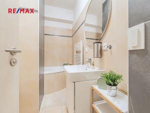 Prodej bytu 2+kk, Praha - Hlubočepy, Silurská, 51 m2