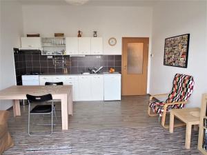 Pronájem bytu 2+kk, Praha - Vinohrady, náměstí Jiřího z Lobkovic, 52 m2