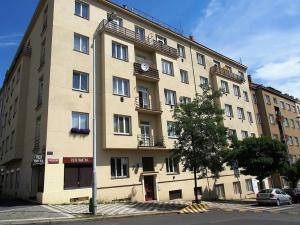 Pronájem bytu 2+kk, Praha - Vinohrady, náměstí Jiřího z Lobkovic, 52 m2