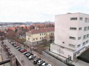 Pronájem bytu 2+kk, Praha - Vinohrady, náměstí Jiřího z Lobkovic, 52 m2