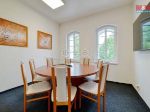 Pronájem kanceláře, Mariánské Lázně - Úšovice, U Mlékárny, 77 m2