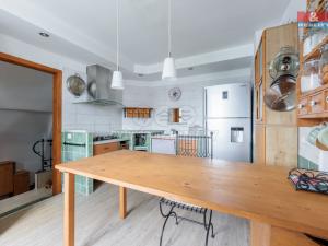Prodej bytu 5+1, Karlovy Vary - Bohatice, Fričova, 105 m2
