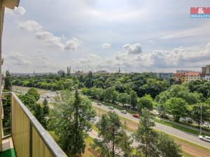 Pronájem bytu 2+1, Plzeň - Skvrňany, Vejprnická, 59 m2