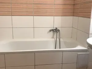 Pronájem bytu 3+1, Praha, Slezská, 85 m2