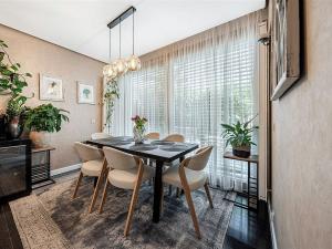 Pronájem rodinného domu, Praha, U kolonie, 250 m2