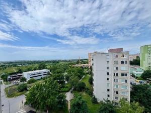 Prodej bytu 4+kk, Praha - Černý Most, Kpt. Stránského, 66 m2