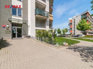 Pronájem bytu 2+kk, Praha - Zličín, Sazovická, 48 m2