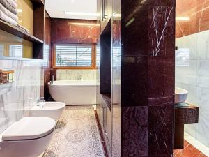 Pronájem rodinného domu, Praha - Chodov, 250 m2