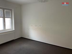 Pronájem bytu 2+kk, Praha - Vysočany, Špitálská, 50 m2
