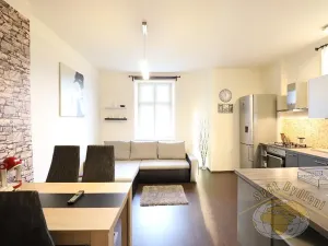 Pronájem bytu 3+kk, Praha - Nusle, Pod vilami, 98 m2