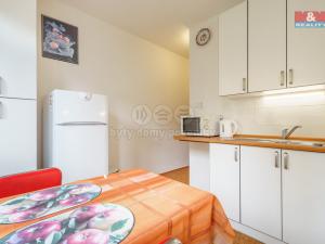 Prodej bytu 1+1, Karlovy Vary, Krymská, 37 m2