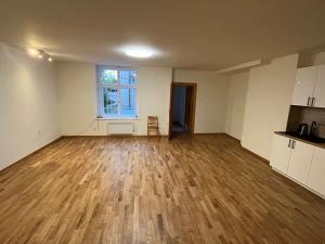 Pronájem bytu 3+kk, Praha - Vinohrady, Koperníkova, 107 m2