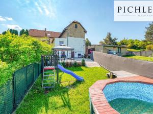 Prodej bytu 3+1, Bavoryně, 67 m2
