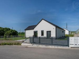 Prodej rodinného domu, Puklice, 117 m2
