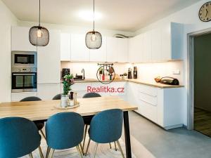 Prodej bytu 3+kk, Hořovice, U Školky, 80 m2