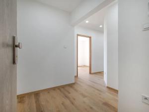 Prodej bytu 2+kk, Hluboká nad Vltavou, Nerudova, 48 m2