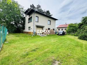 Prodej rodinného domu, Mukařov, Na Budech, 250 m2