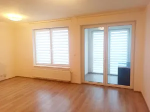 Pronájem bytu 1+kk, Praha - Stodůlky, Toufarova, 35 m2