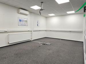 Pronájem výrobních prostor, Planá, Průmyslová, 2247 m2