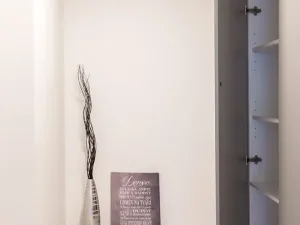 Pronájem bytu 1+kk, Praha - Košíře, Starokošířská, 29 m2