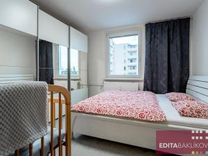 Pronájem bytu 3+1, Olomouc, Kmochova, 72 m2