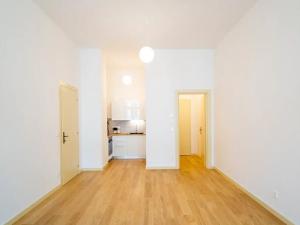 Pronájem bytu 2+kk, Praha - Nové Město, U půjčovny, 45 m2