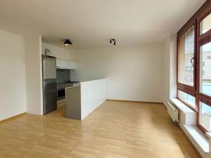 Pronájem bytu 2+kk, Praha - Štěrboholy, Laudonova, 53 m2