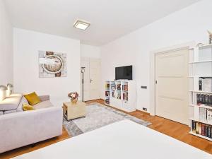 Pronájem bytu 2+kk, Praha - Staré Město, Haštalská, 56 m2