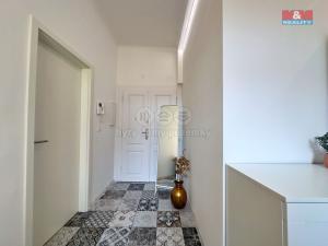 Pronájem bytu 2+kk, Praha - Karlín, Sokolovská, 42 m2