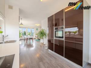 Prodej bytu 3+kk, Praha - Uhříněves, Hulanova, 85 m2