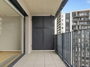 Pronájem bytu 1+kk, Praha - Modřany, Mezi vodami, 33 m2