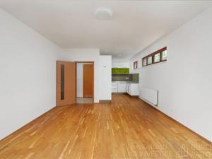 Pronájem bytu 2+kk, Praha - Záběhlice, Harlacherova, 56 m2