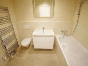 Pronájem bytu 3+kk, Praha - Řepy, Na moklině, 128 m2
