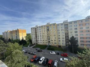 Pronájem bytu 2+kk, Praha - Kamýk, Olbramovická, 37 m2