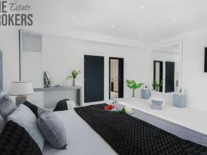 Pronájem bytu 4+kk, Praha - Smíchov, Holečkova, 170 m2